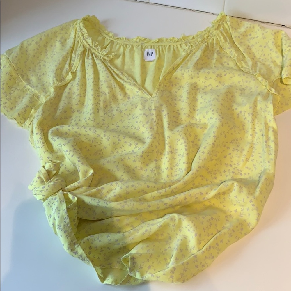 Gap top
